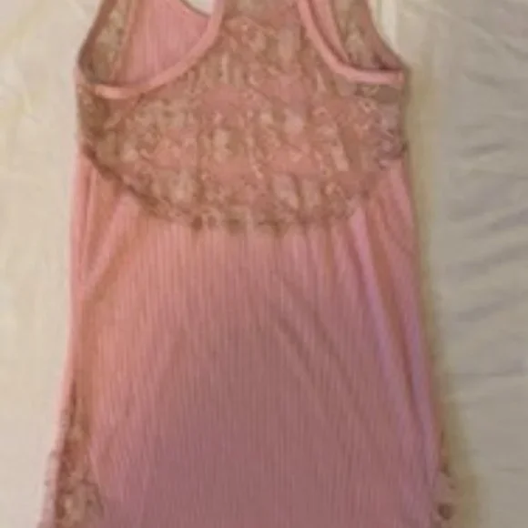 Chebery Pink Tank Top with Lace Size Small - Picture 3 of 3